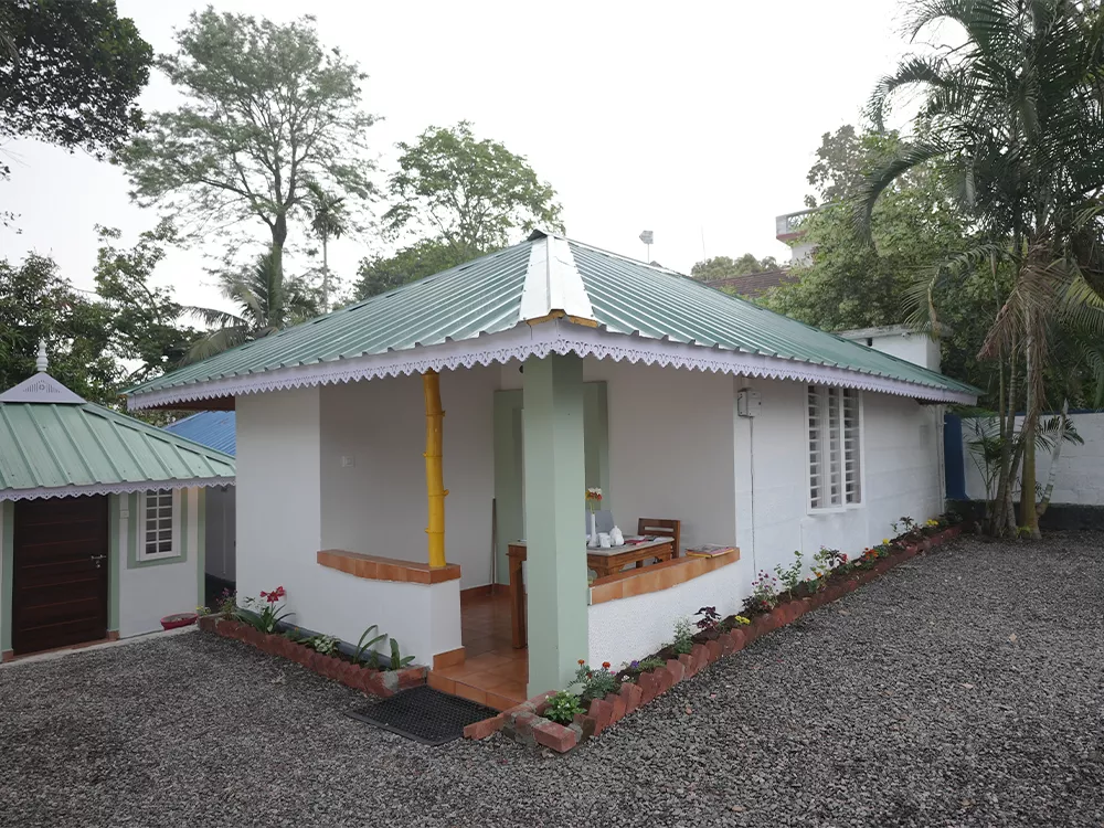 Shanti Cottage